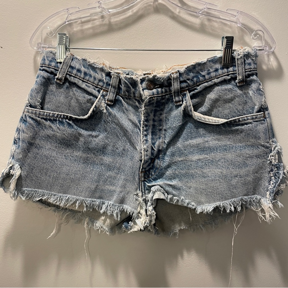 Ultra Distressed Vintage Levi’s Jean Shorts